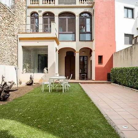 Ca N'arago, Edificio Modernista Del Arquitecto Rafael Maso Homestay *